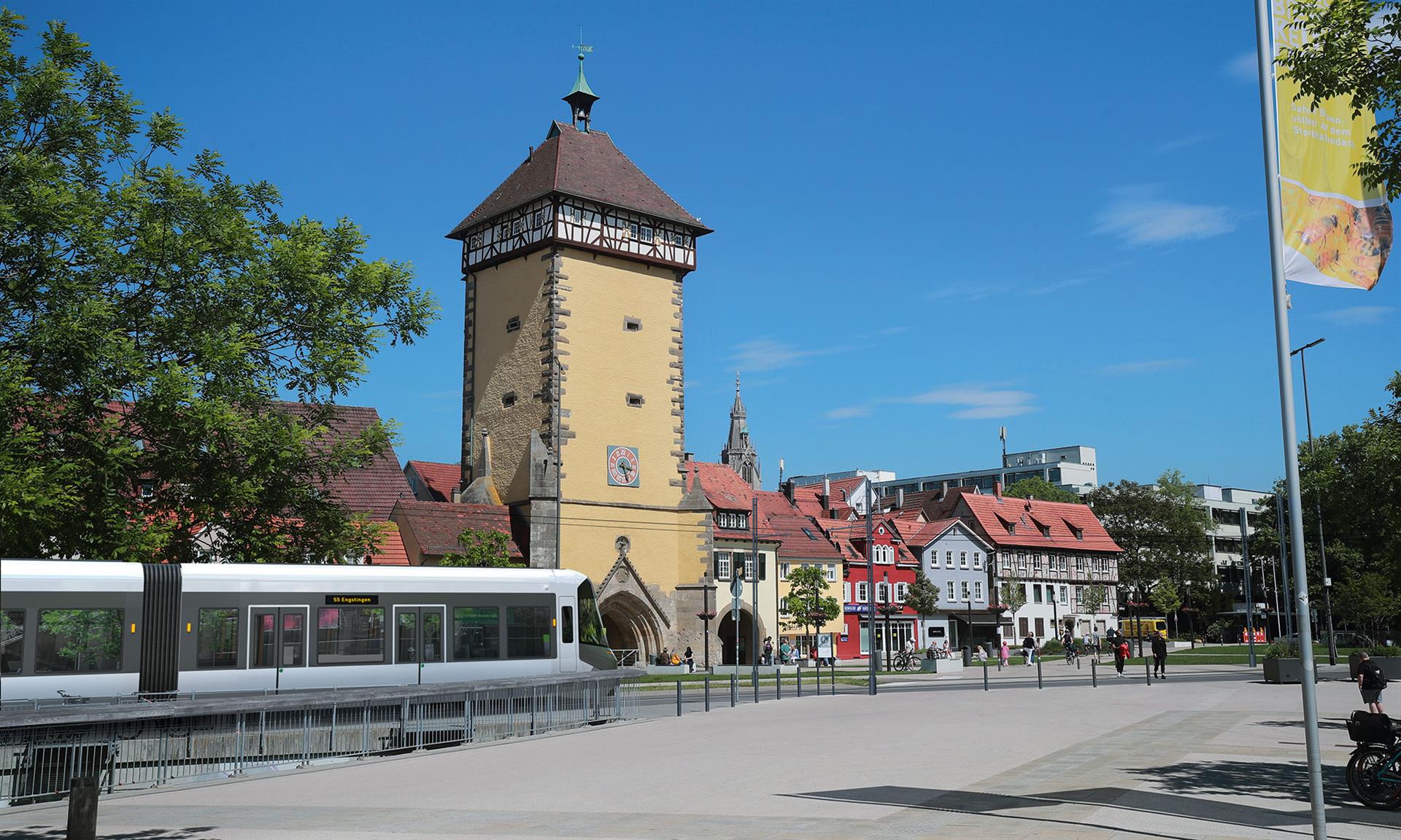 Blick in die Zukunft: Am Tübinger Tor in Reutlingen werden Straßenbahnen bald zum Stadtbild gehören. 